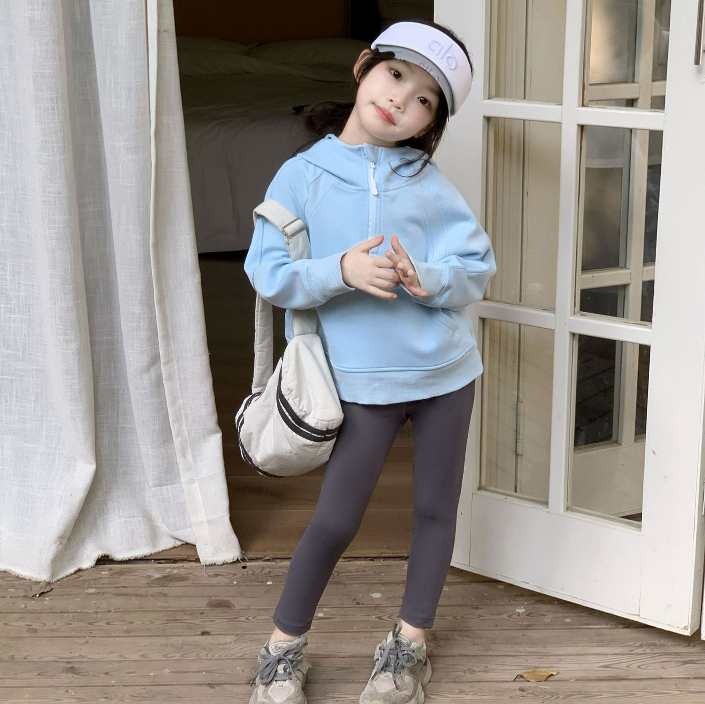 Girls' Hooded Sweater with Yog – Baby Yoga Clothing recenzja i cena